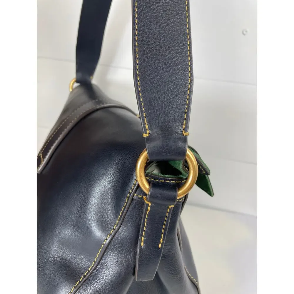 Dooney & Bourke gorgeous dooney